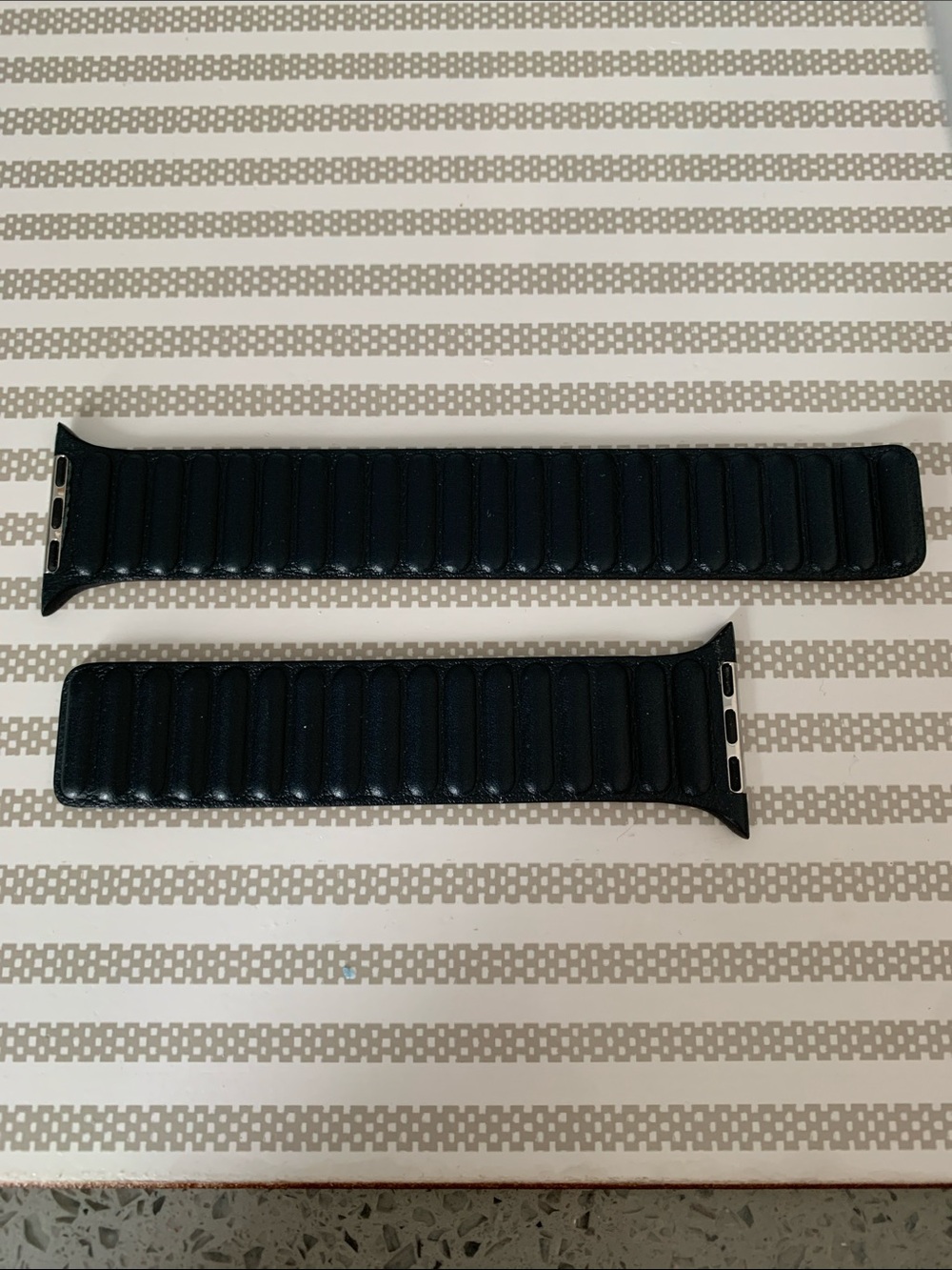 Apple watch Leather Magnetic Watch Band - midnight blue